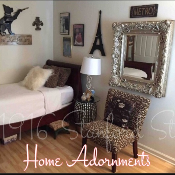 Welcome to 1916 Stanford Street! - Picture 3 of 13